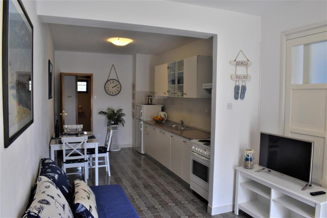 Villa Franka Bol Exteriör bild